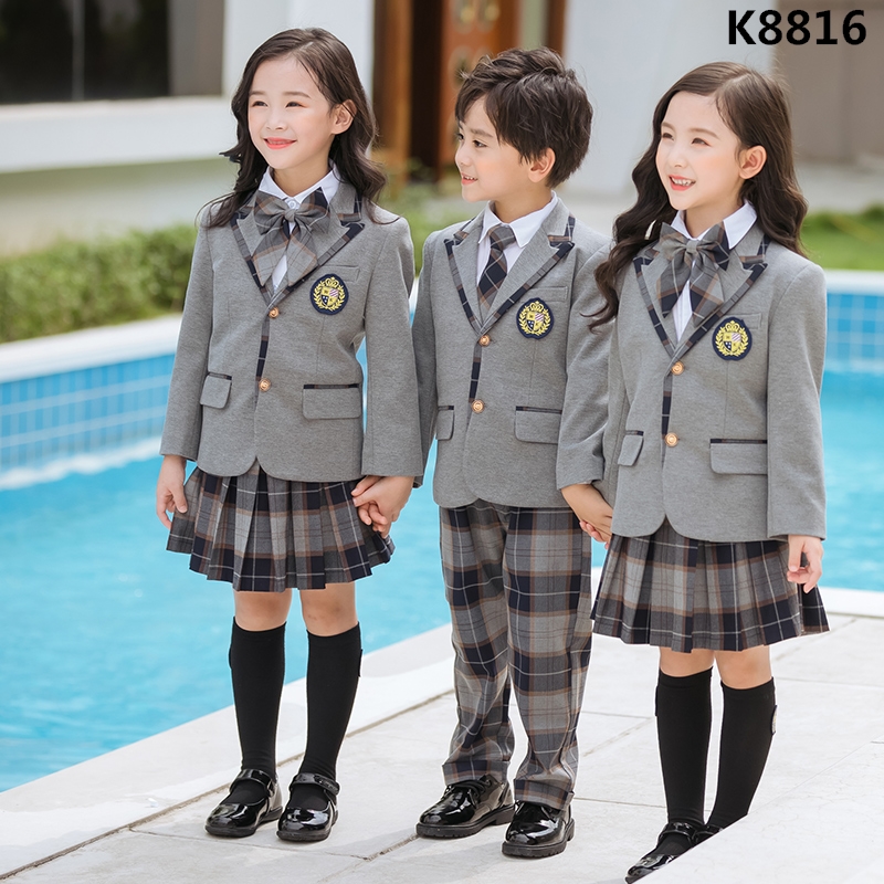 小学生冬季校服05