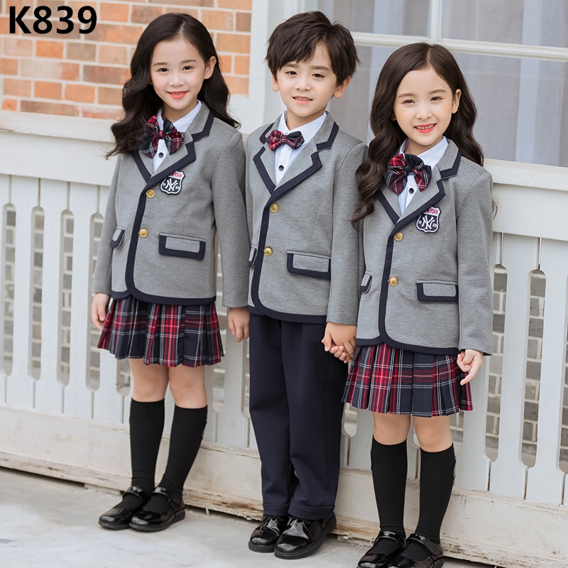 小学生冬季校服05